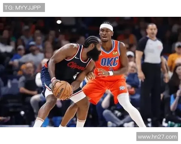 2017年NBA骑士与快船激战回顾：巅峰对决的精彩瞬间与战术分析