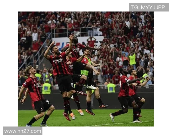 AC米兰与罗马精彩对决回顾分析揭示比赛关键时刻与战术变化